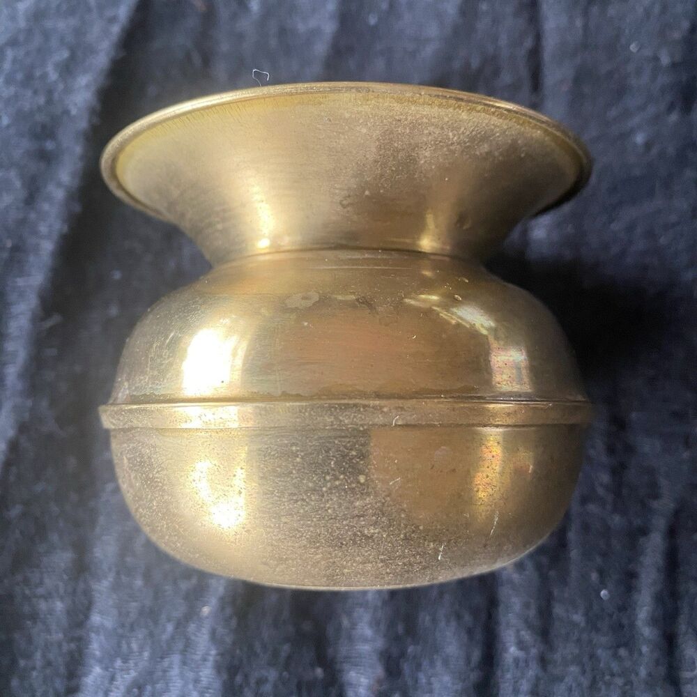 Vintage Brass Spittoon Cuspidor Bowl. Small. Mid Century Modern.